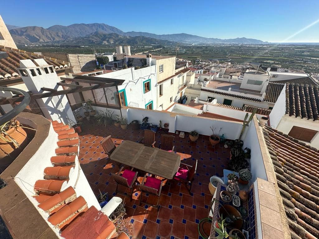 4 soveværelse Byhus til salg i Salobrena - € 425.000 (Ref: 9113956)