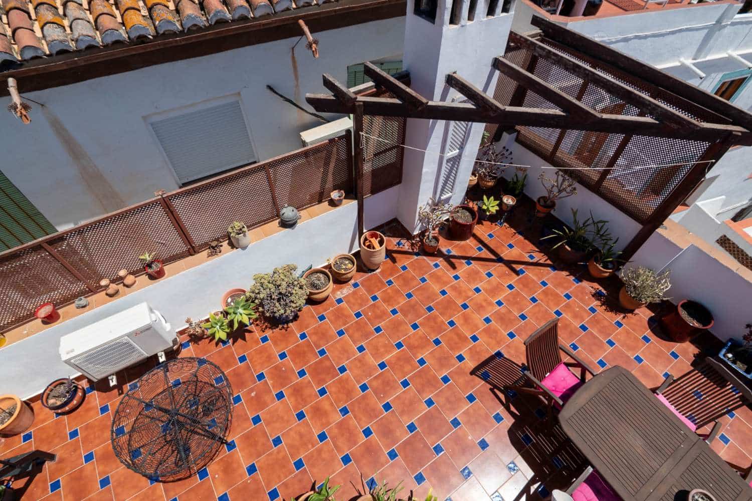 Casa de 4 habitaciones en Salobreña en venta - 425.000 € (Ref: 9113956)