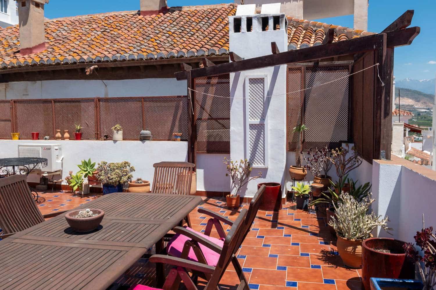 Casa de 4 habitaciones en Salobreña en venta - 425.000 € (Ref: 9113956)