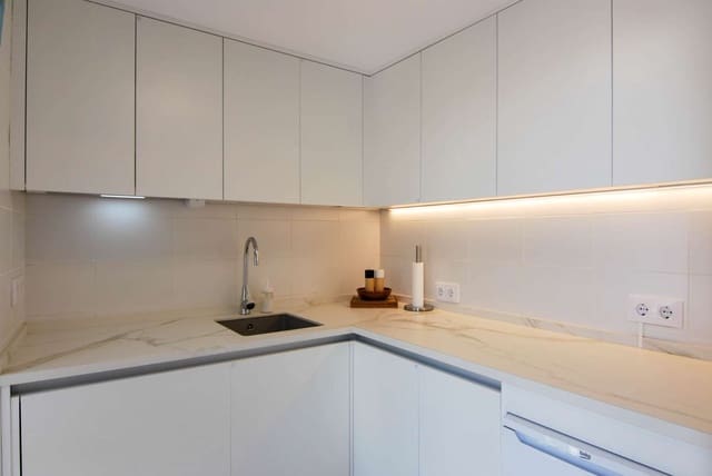 Studio til salgs i Salobreña - € 87 000 (Ref: 9136935)