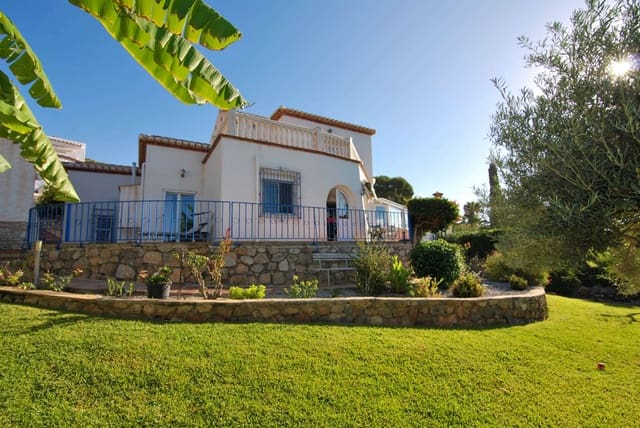 3 Zimmer Villa zu verkaufen in Salobreña mit Pool Garage - 485.000 € (Ref: 9142130)