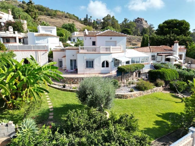 3 Zimmer Villa zu verkaufen in Salobreña mit Pool Garage - 485.000 € (Ref: 9142130)