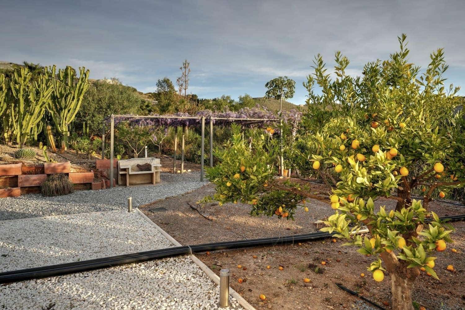 3 soveværelse Byhus til salg i Motril med swimmingpool - € 583.000 (Ref: 9142131)