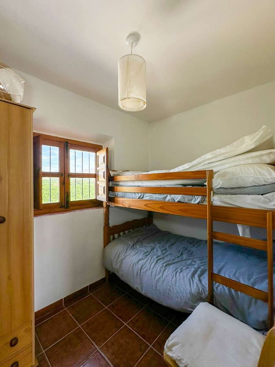 6 bedroom Finca/Country House for sale in Salobrena with pool - € 350,000 (Ref: 9145291)