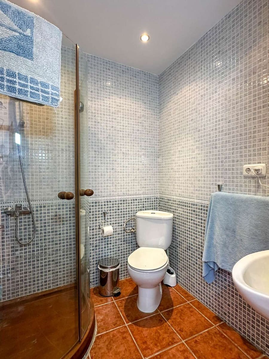 6 bedroom Finca/Country House for sale in Salobrena with pool - € 350,000 (Ref: 9145291)