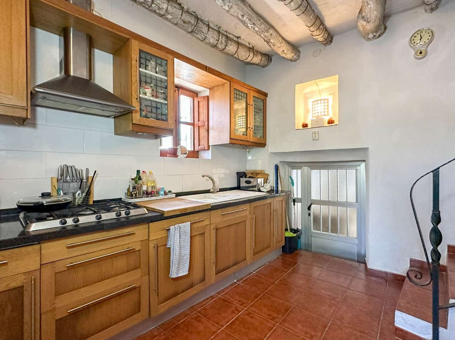 6 bedroom Finca/Country House for sale in Salobrena with pool - € 350,000 (Ref: 9145291)