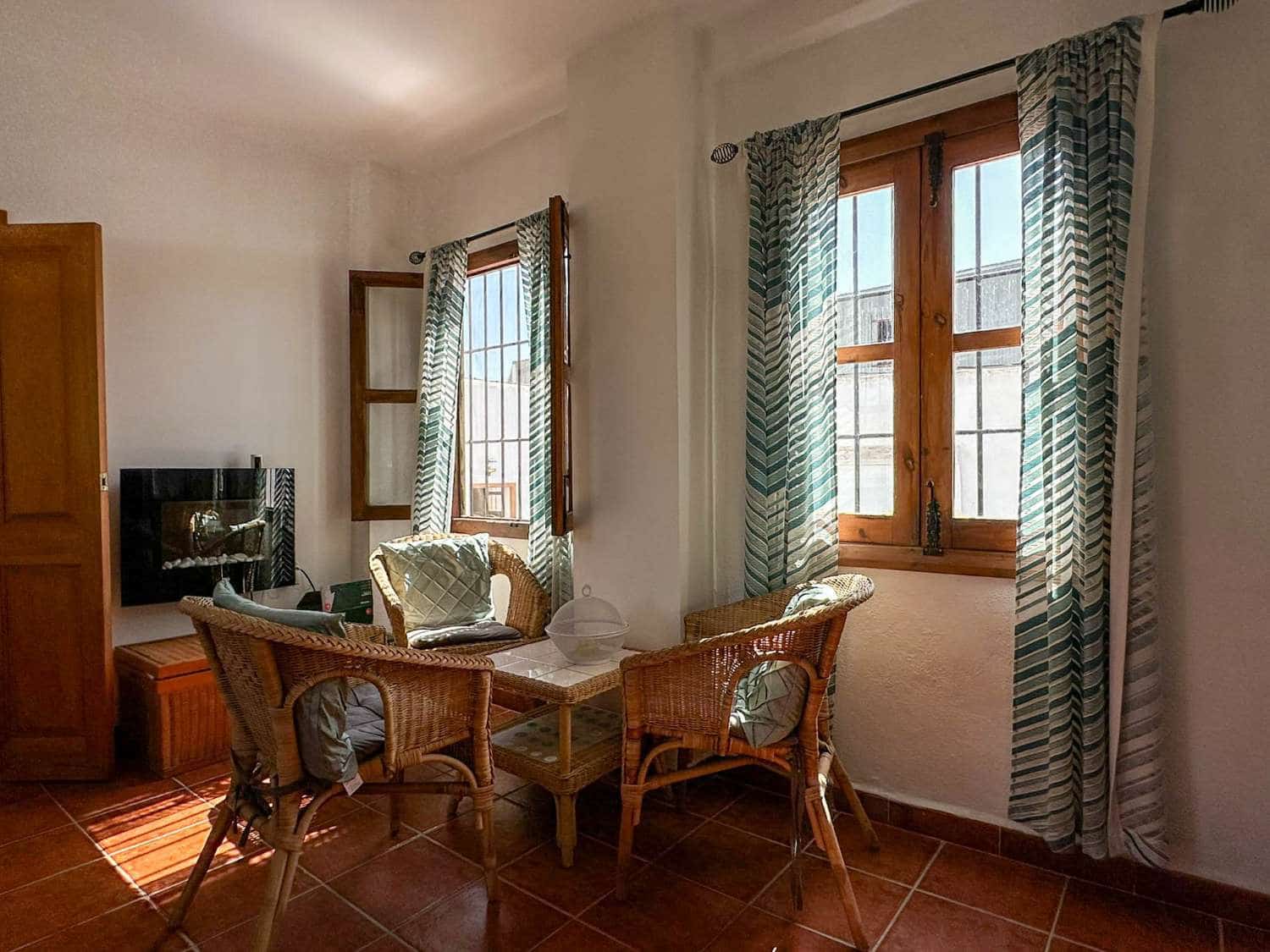 6 bedroom Finca/Country House for sale in Salobrena with pool - € 350,000 (Ref: 9145291)