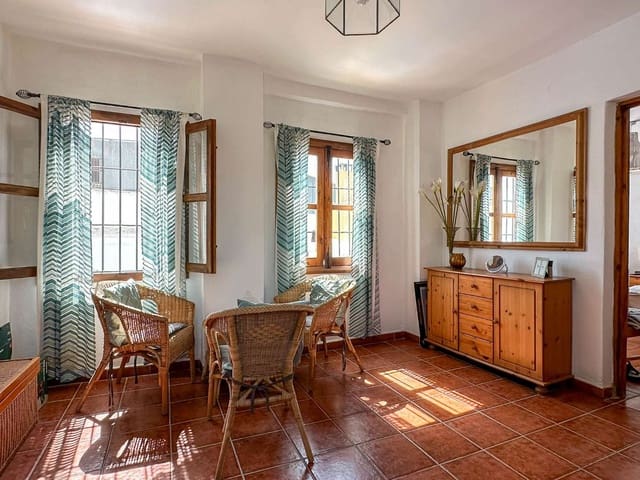 6 slaapkamer Finca/Landhuis te koop in Salobreña met zwembad - € 350.000 (Ref: 9145291)