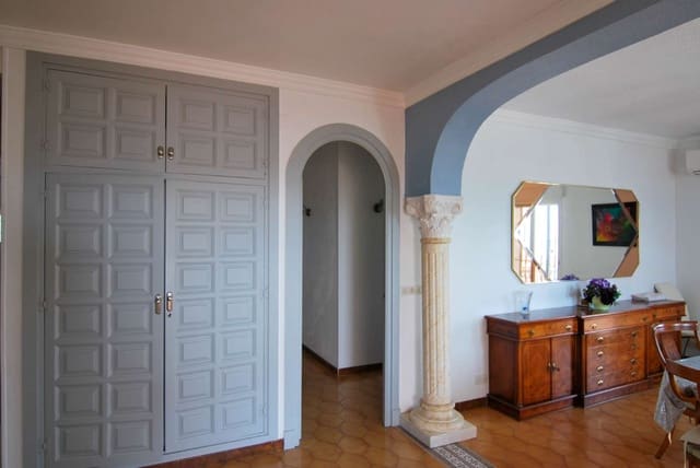 4 soveværelse Villa til salg i Salobreña med swimmingpool garage - € 575.000 (Ref: 9146868)