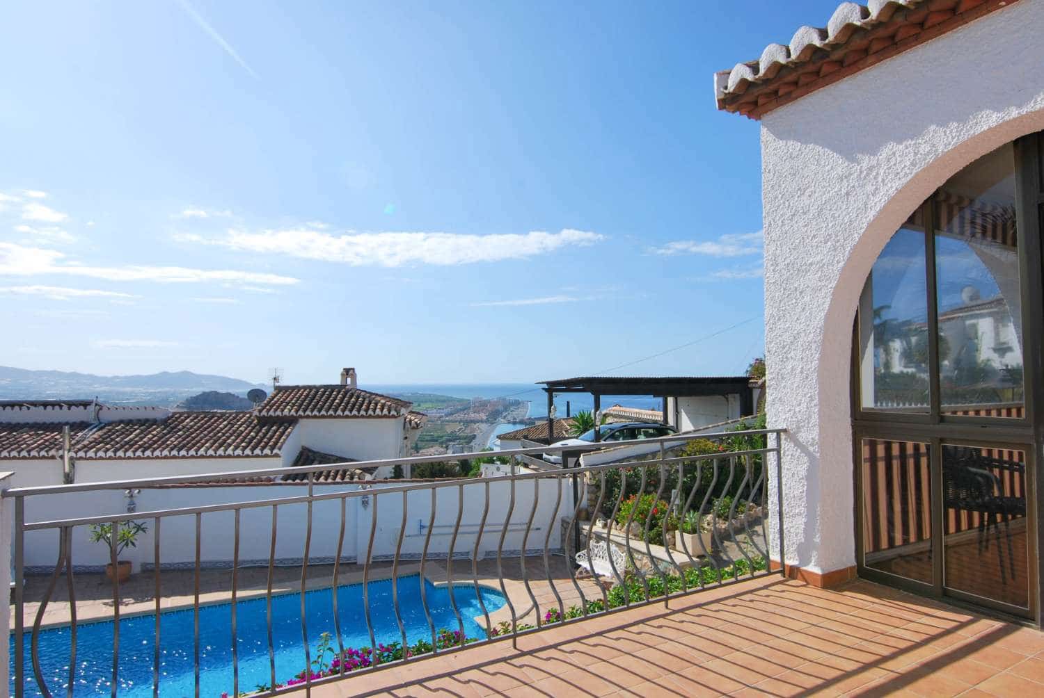 4 Zimmer Villa zu verkaufen in Salobrena mit Pool Garage - 575.000 € (Ref: 9146868)