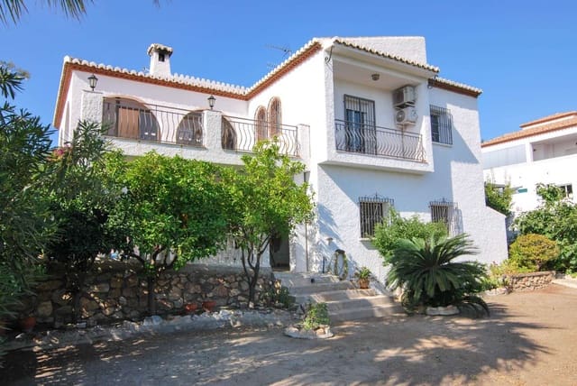 4 soveværelse Villa til salg i Salobreña med swimmingpool garage - € 575.000 (Ref: 9146868)