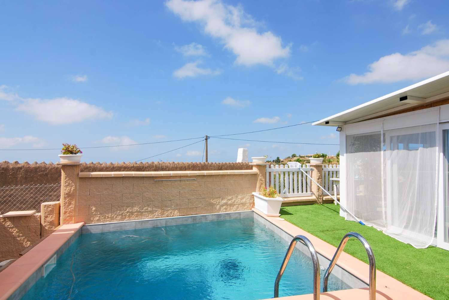 3 bedroom Finca/Country House for rent in Motril with pool garage - € 900 (Ref: 9159292)