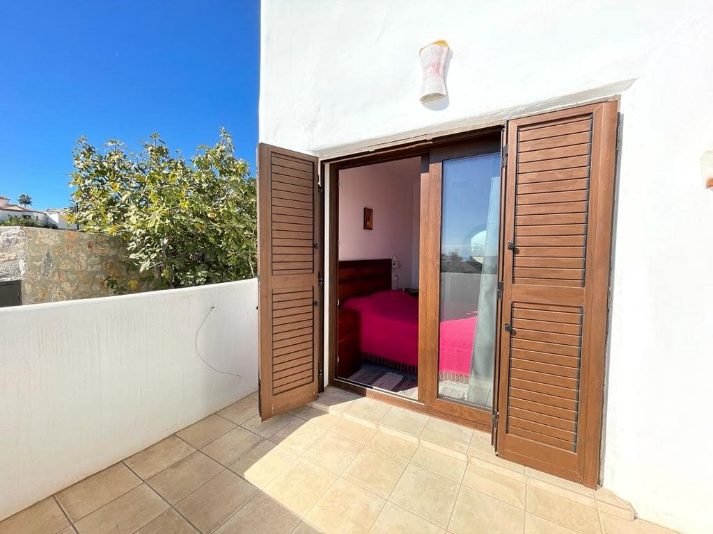 3 soveværelse Villa til leje i Salobrena med garage - € 1.300 (Ref: 9185064)