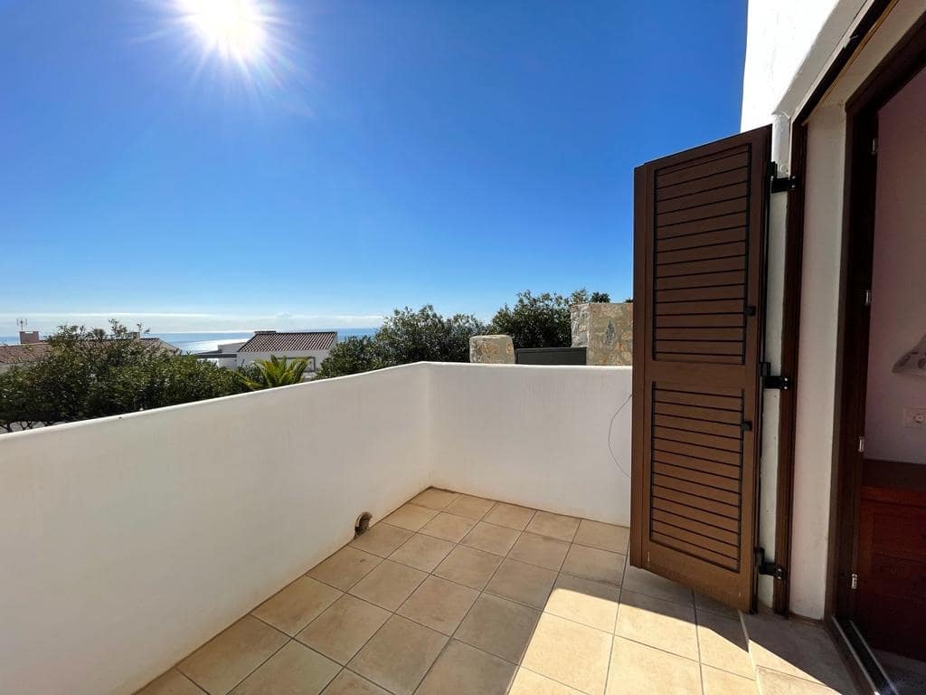 3 soveværelse Villa til leje i Salobrena med garage - € 1.300 (Ref: 9185064)