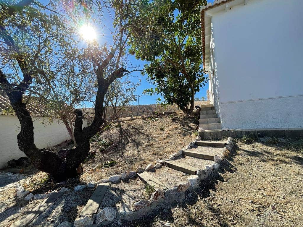 3 soveværelse Villa til leje i Salobrena med garage - € 1.300 (Ref: 9185064)