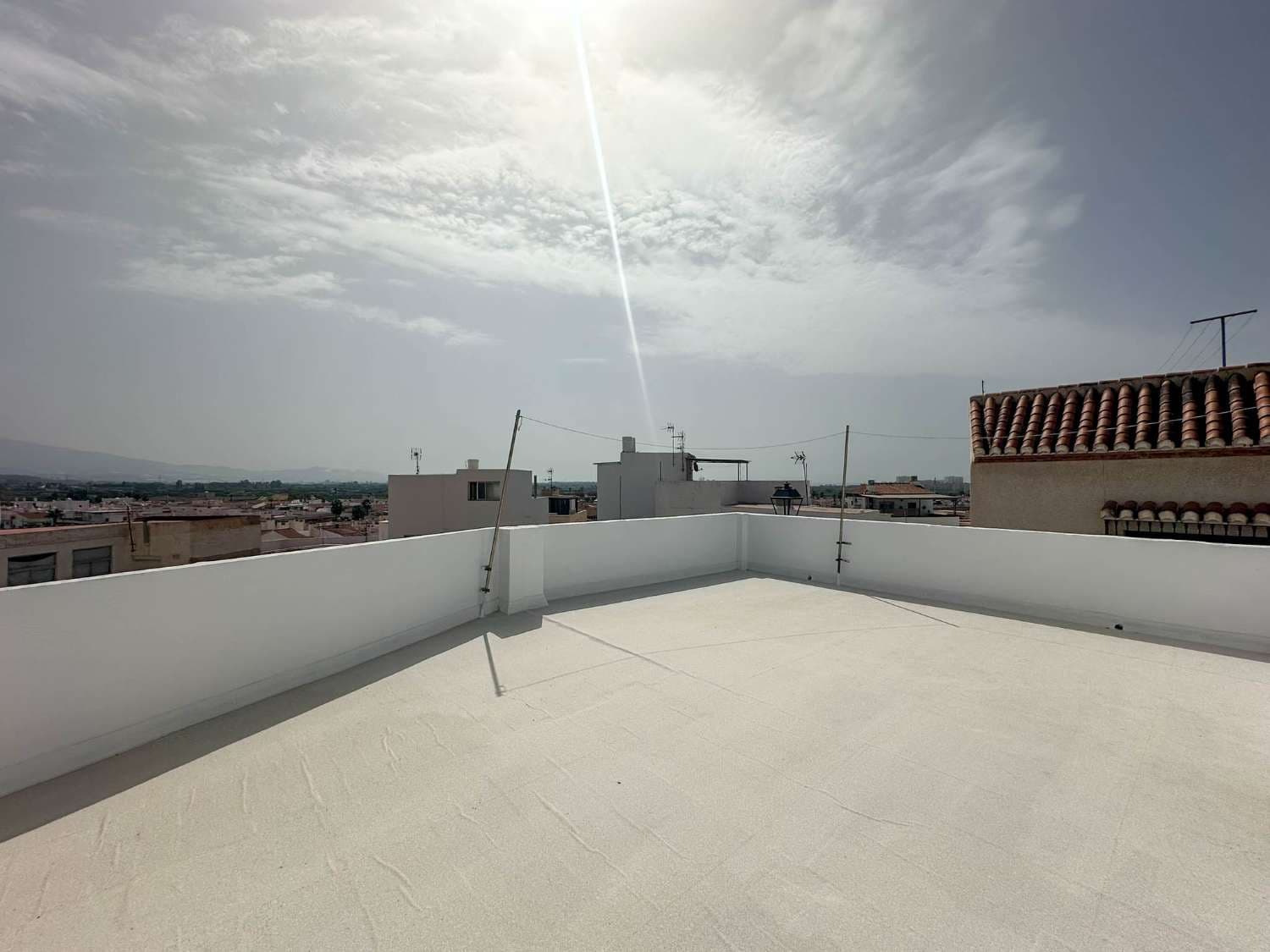 3 bedroom Semi-detached Villa for rent in Salobrena - € 700 (Ref: 9226270)