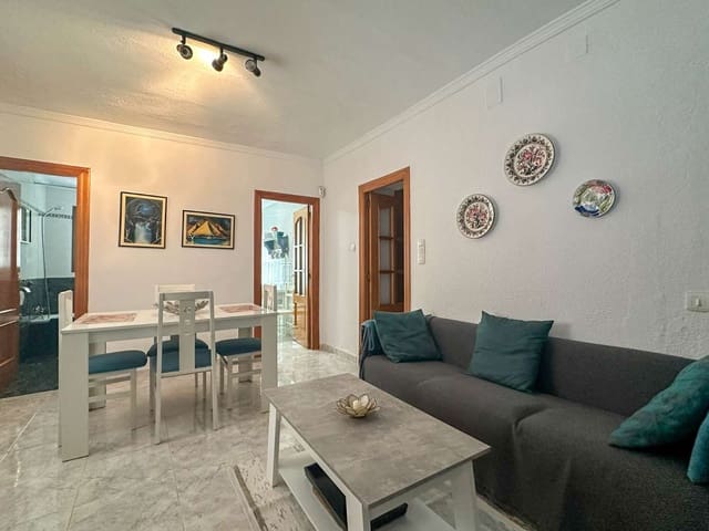 3 Zimmer Doppelhaus zu vermieten in Salobreña - 700 € (Ref: 9226270)