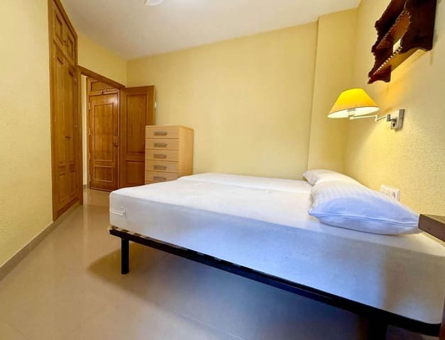 1 soveværelse Lejlighed til salg i Salobreña med swimmingpool - € 200.000 (Ref: 9254768)