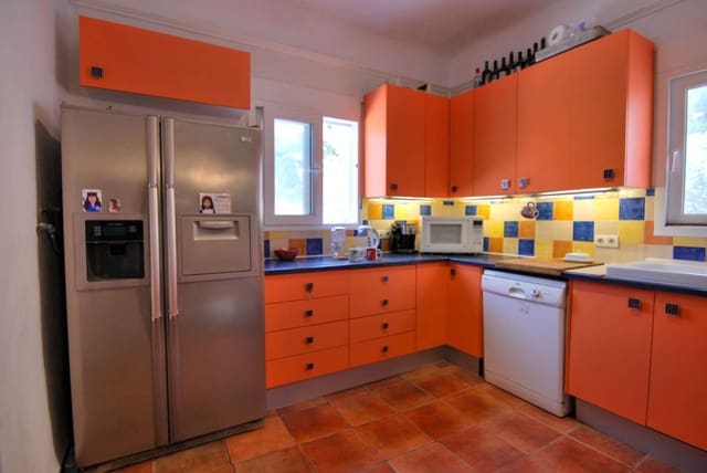 5 sypialnia Finka/Dom wiejski na sprzedaż w Vélez de Benaudalla z basenem - 285 000 € (Ref: 9256815)