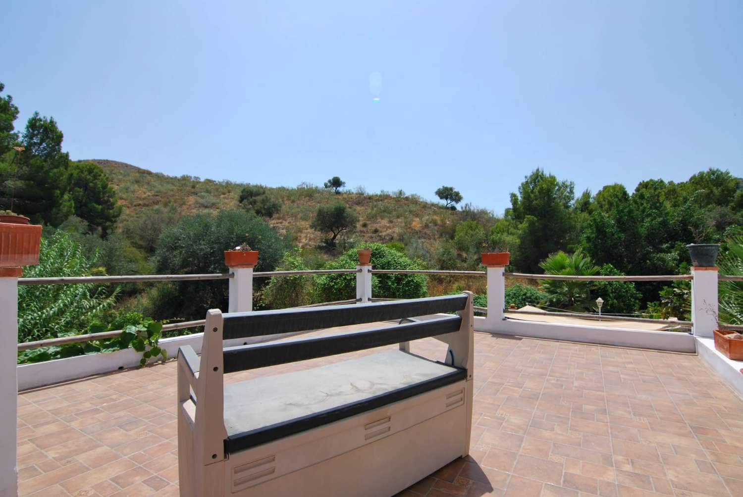 5 chambre Finca/Maison de Campagne à vendre à Velez de Benaudalla avec piscine - 285 000 € (Ref: 9256815)