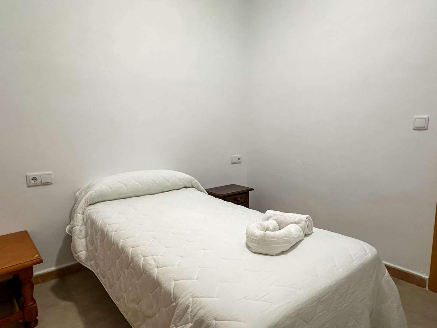 8 slaapkamer Villa te koop in Salobrena met zwembad - € 1.750.000 (Ref: 9275882)