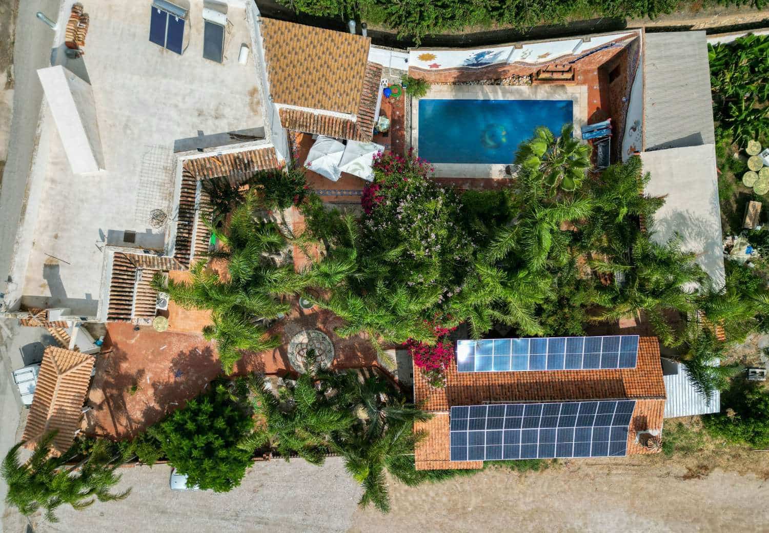 8 slaapkamer Villa te koop in Salobrena met zwembad - € 1.750.000 (Ref: 9275882)