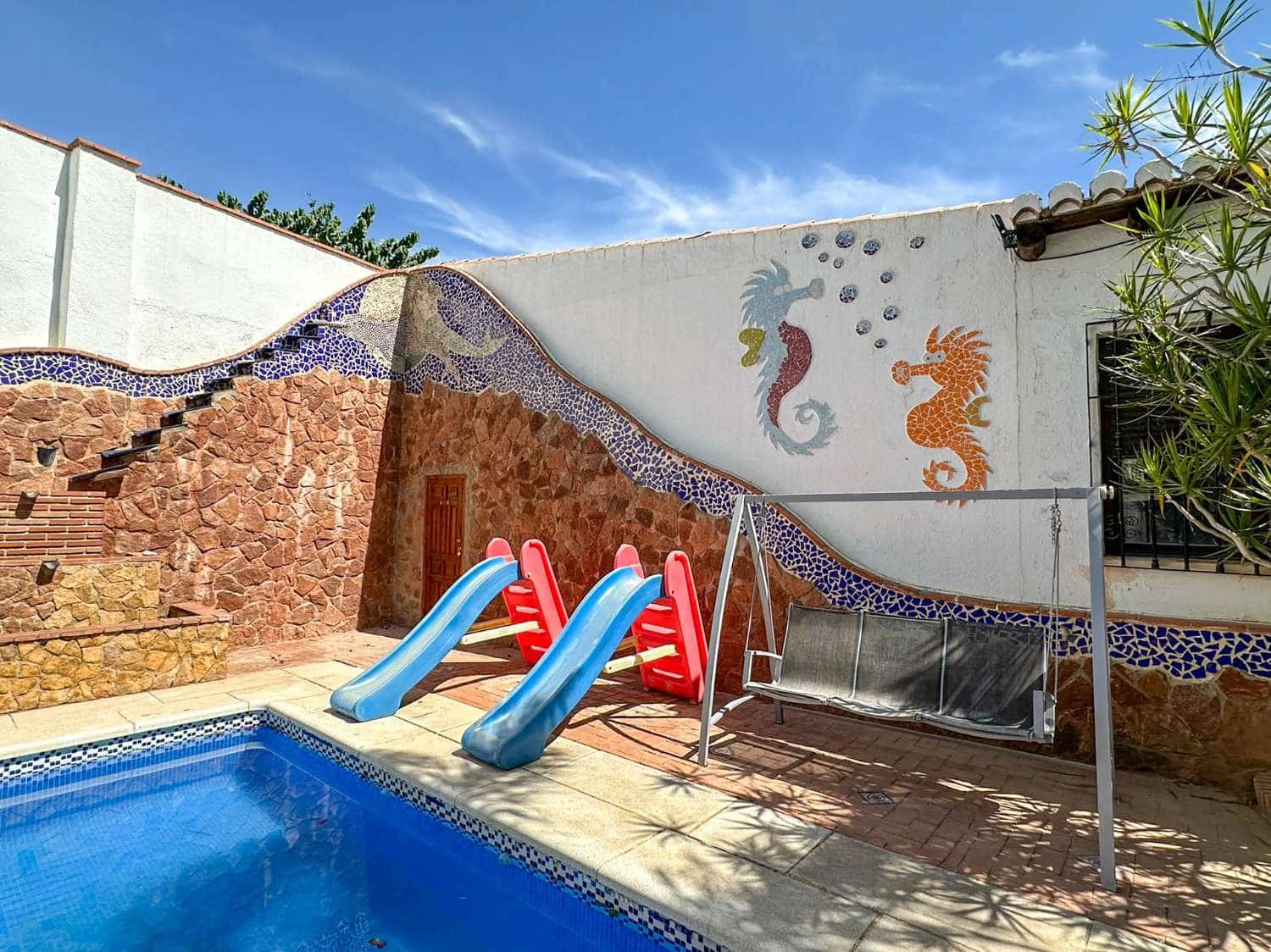 8 slaapkamer Villa te koop in Salobrena met zwembad - € 1.750.000 (Ref: 9275882)