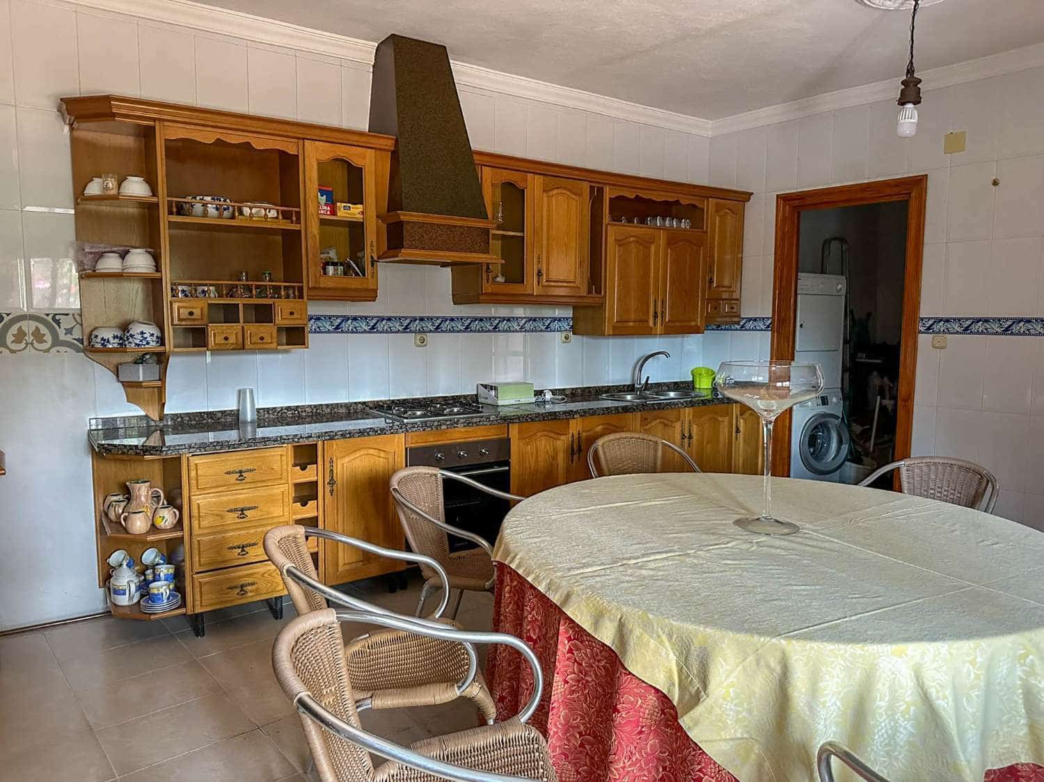 8 slaapkamer Villa te koop in Salobrena met zwembad - € 1.750.000 (Ref: 9275882)