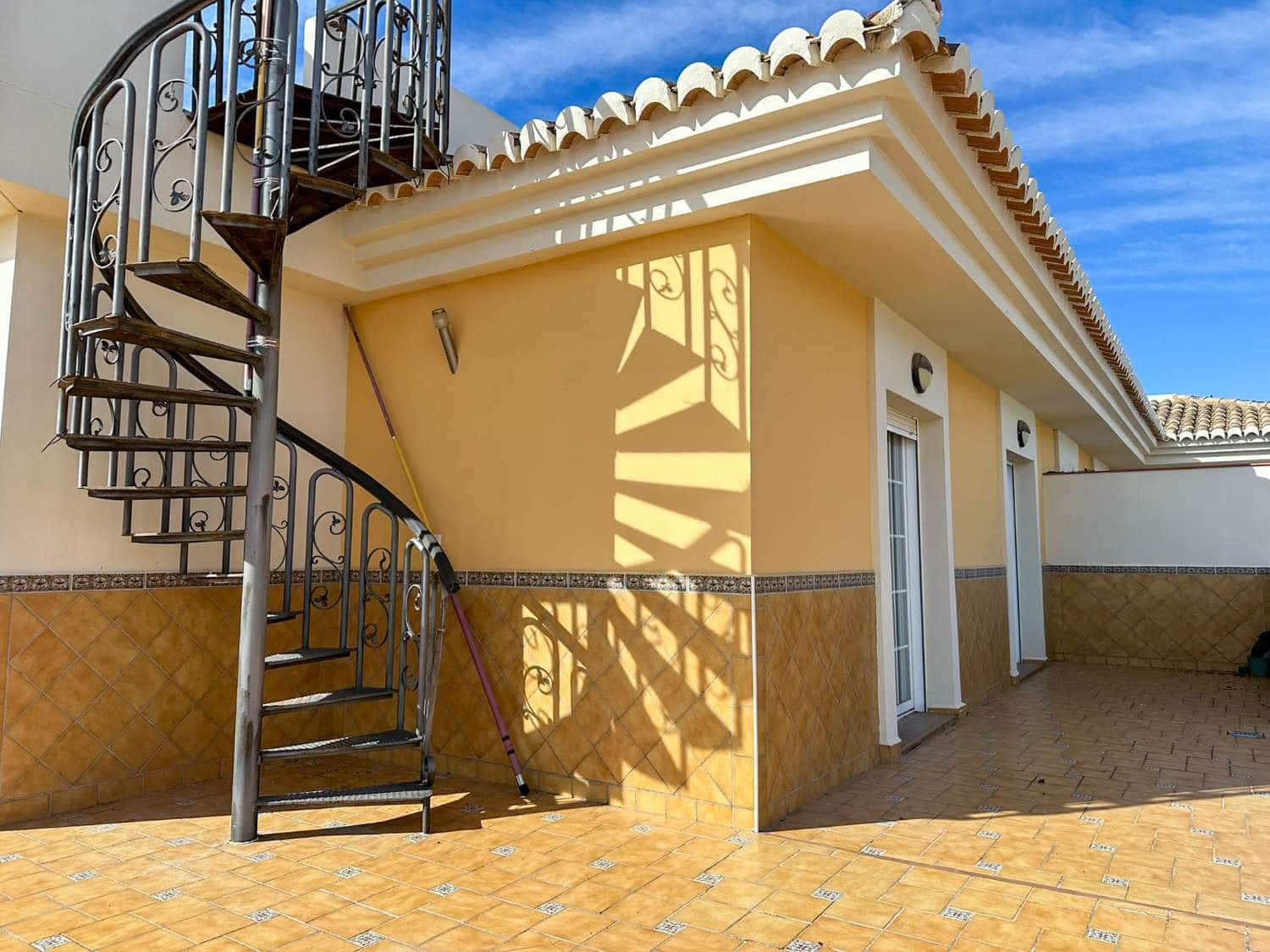 3 chambre Appartement à vendre à Salobrena - 340 000 € (Ref: 9287512)