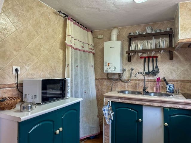 2 bedroom Apartment for sale in Los Guajares - € 95,000 (Ref: 9300674)