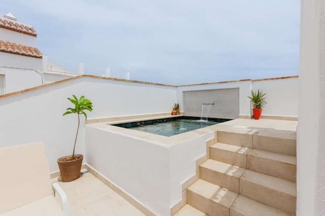 2 bedroom Townhouse for sale in Salobreña - € 348,000 (Ref: 9300675)