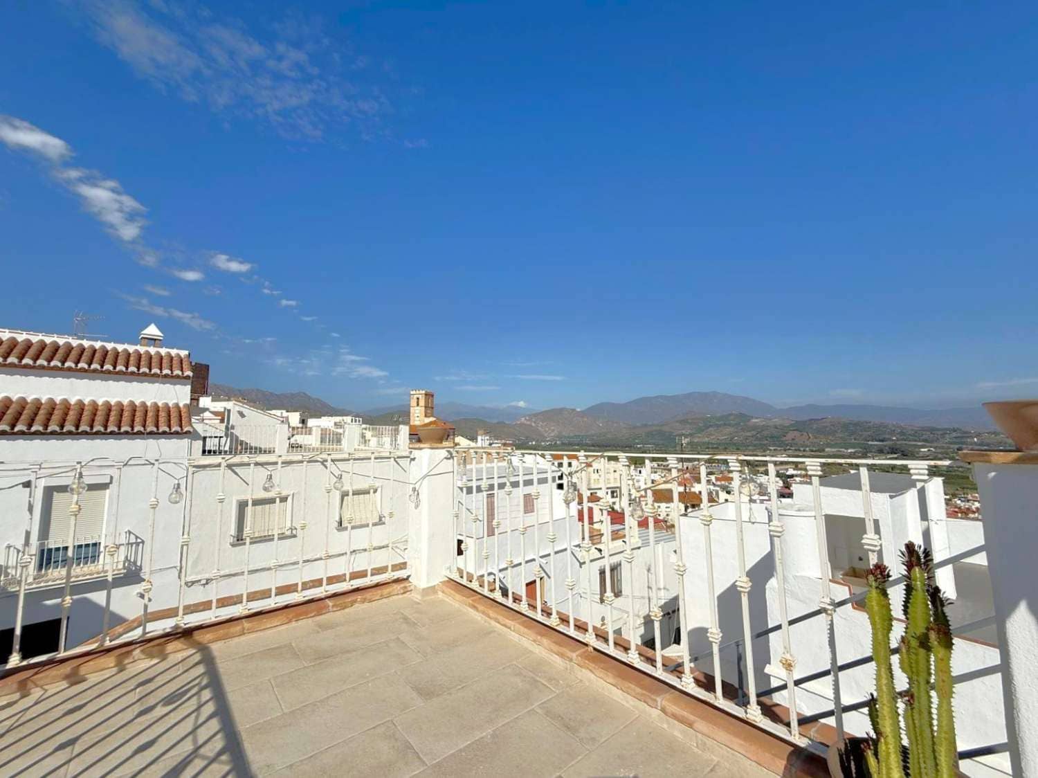 2 soverom Hus til salgs i Salobrena - € 348 000 (Ref: 9300675)