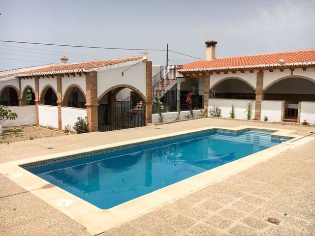 14 soveværelse Finca/Landehus til salg i Motril med swimmingpool - € 599.000 (Ref: 9304980)