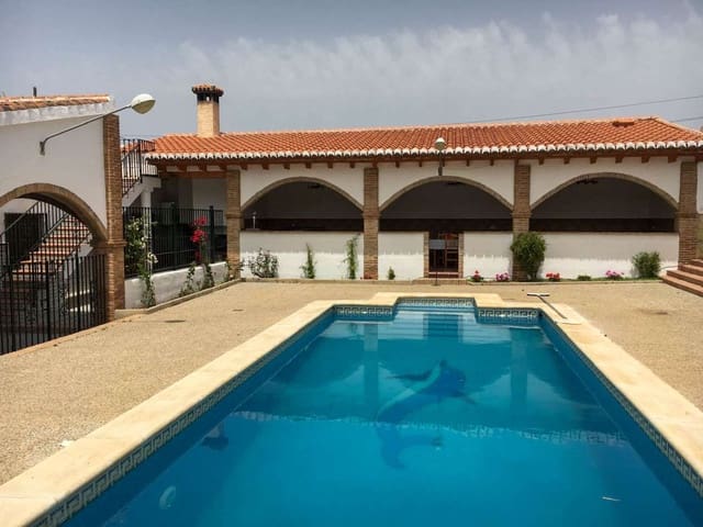 14 soveværelse Finca/Landehus til salg i Motril med swimmingpool - € 599.000 (Ref: 9304980)