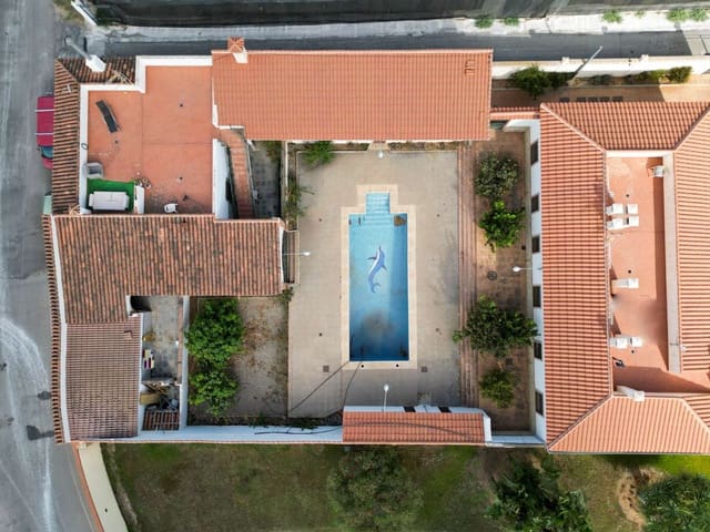 14 soveværelse Finca/Landehus til salg i Motril med swimmingpool - € 599.000 (Ref: 9304980)