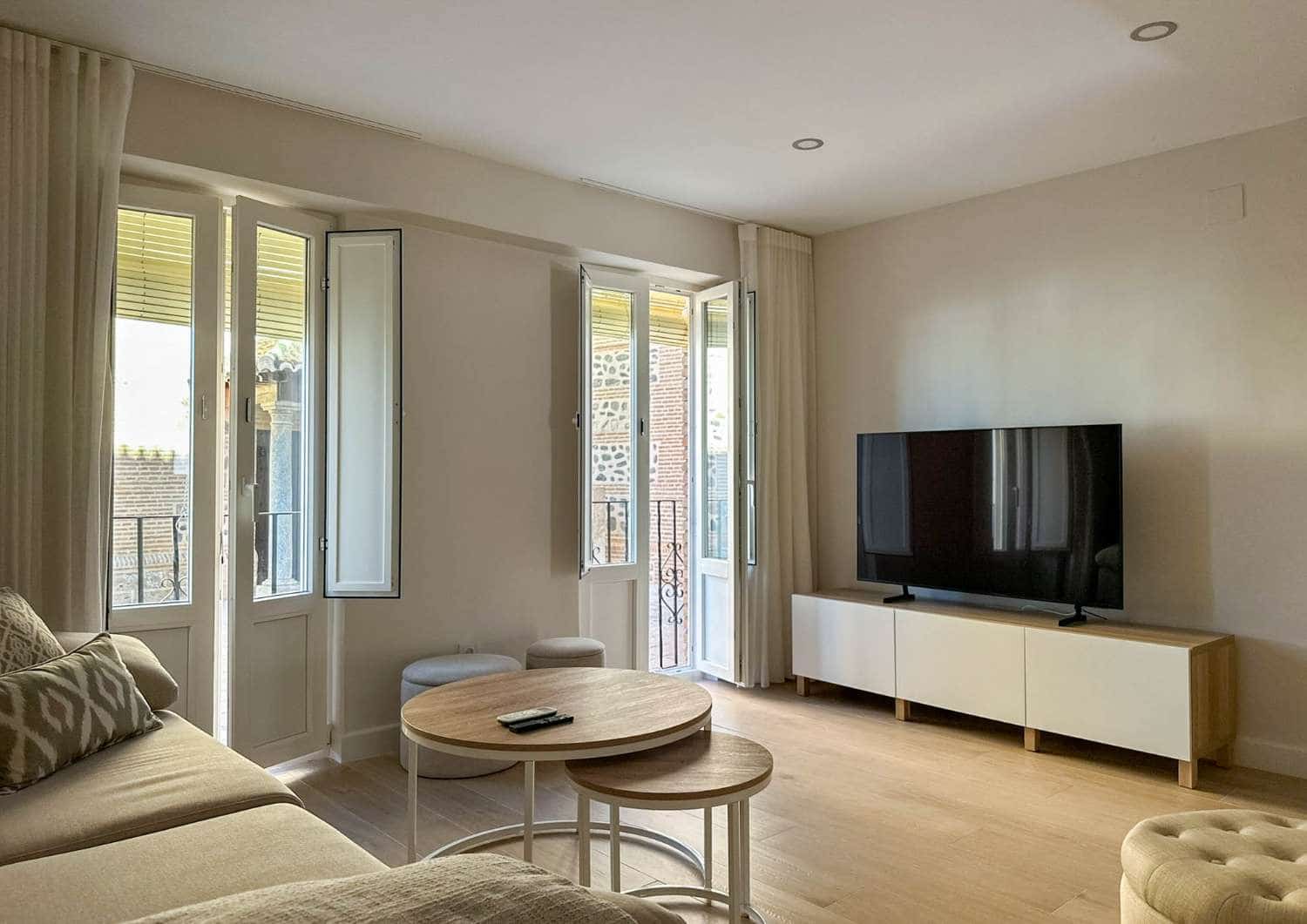 2 slaapkamer Flat te huur in Almunecar - € 850 (Ref: 9310560)