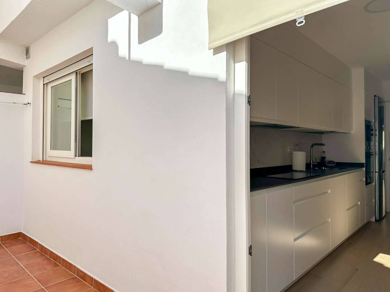 2 slaapkamer Flat te huur in Almunecar - € 850 (Ref: 9310560)