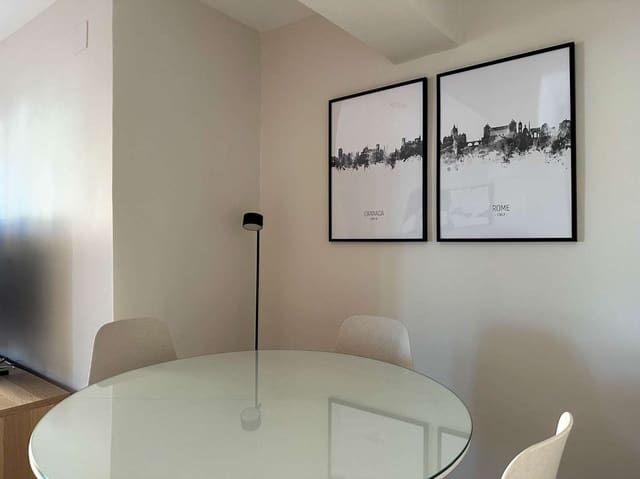 2 slaapkamer Flat te huur in Almuñécar - € 850 (Ref: 9310560)