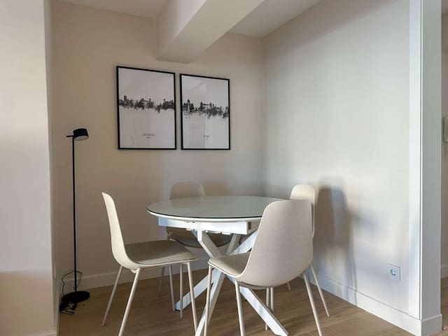 2 slaapkamer Flat te huur in Almuñécar - € 850 (Ref: 9310560)