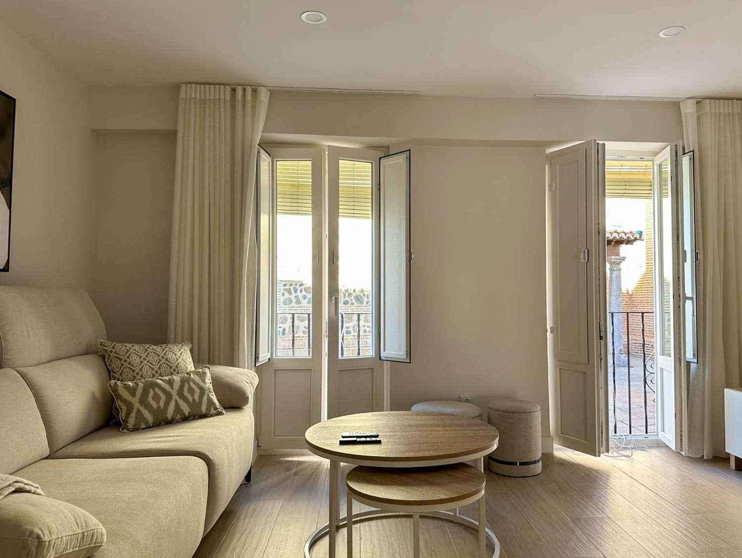 2 slaapkamer Flat te huur in Almunecar - € 850 (Ref: 9310560)