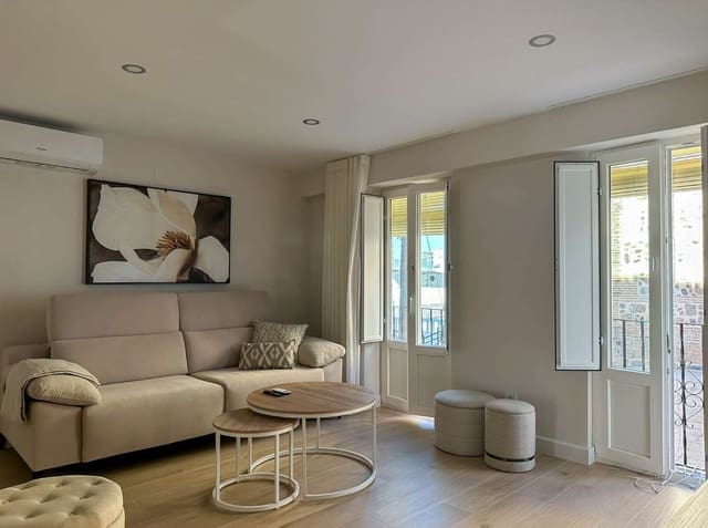 2 slaapkamer Flat te huur in Almuñécar - € 850 (Ref: 9310560)