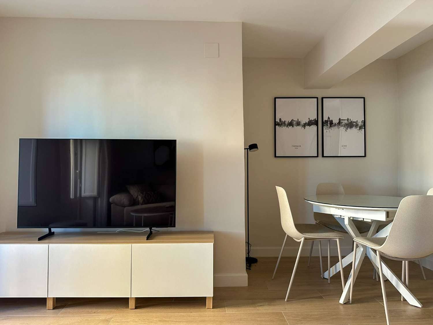 2 slaapkamer Flat te huur in Almunecar - € 850 (Ref: 9310560)