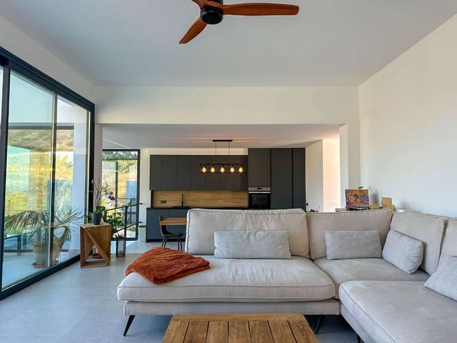 3 slaapkamer Huis te koop in Salobreña met zwembad - € 950.000 (Ref: 9344431)