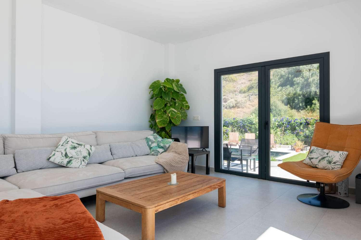 3 soverom Hus til salgs i Salobrena med svømmebasseng - € 895 000 (Ref: 9344431)