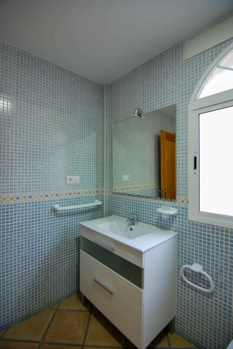 4 soverom Finca/Herregård til leie i Molvizar med svømmebasseng - € 900 (Ref: 9371838)