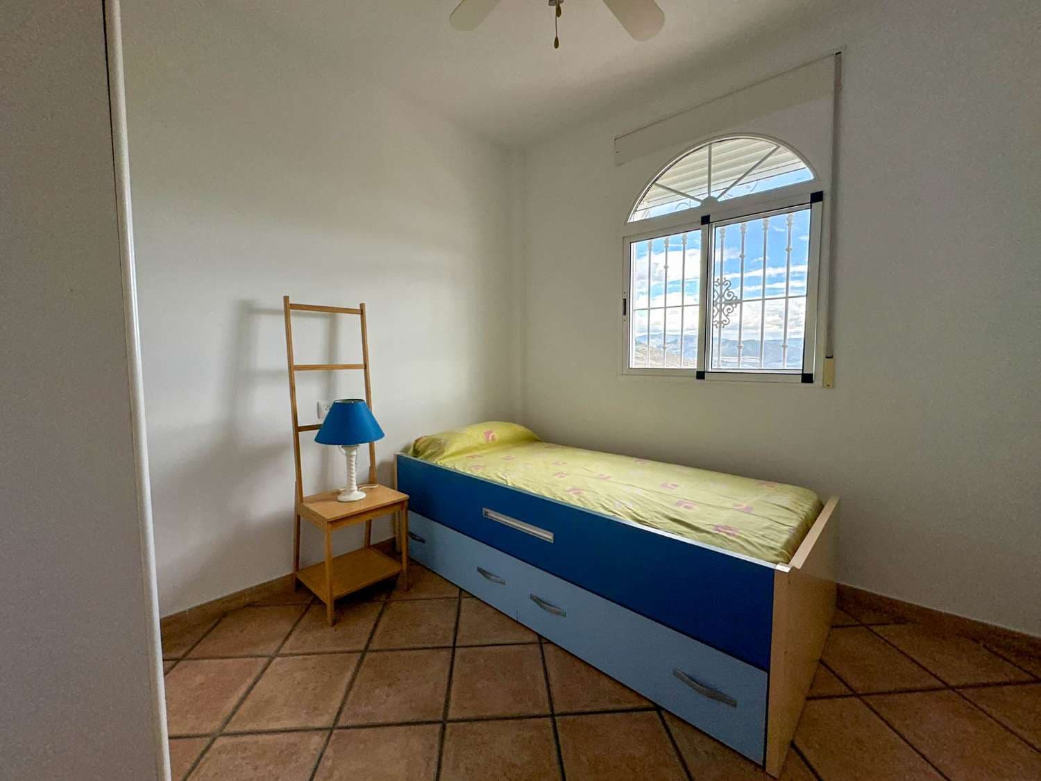 4 soverom Finca/Herregård til leie i Molvizar med svømmebasseng - € 900 (Ref: 9371838)