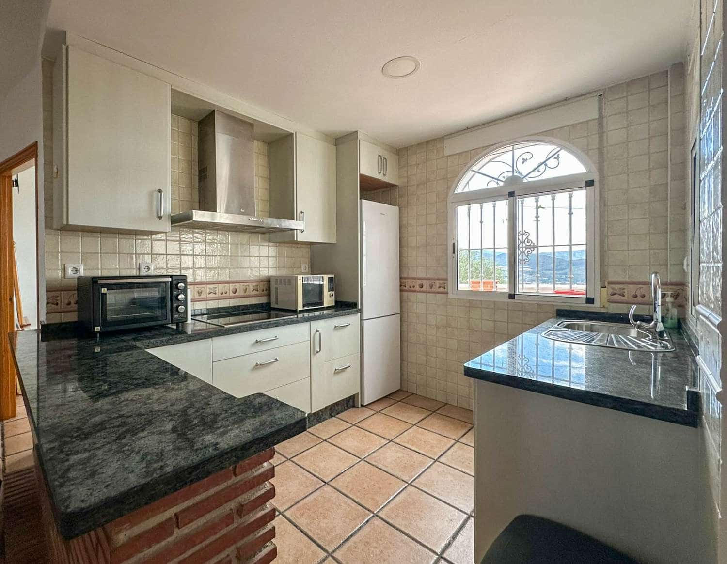 4 soverom Finca/Herregård til leie i Molvizar med svømmebasseng - € 900 (Ref: 9371838)