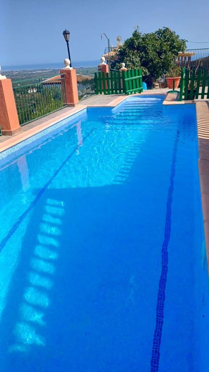 3 Zimmer Finca/Landgut zu verkaufen in Salobrena mit Pool - 330.000 € (Ref: 9382460)