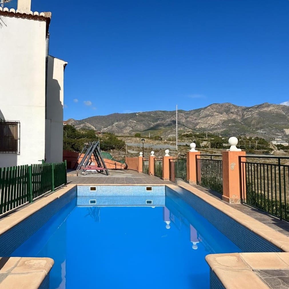 3 Zimmer Finca/Landgut zu verkaufen in Salobrena mit Pool - 330.000 € (Ref: 9382460)