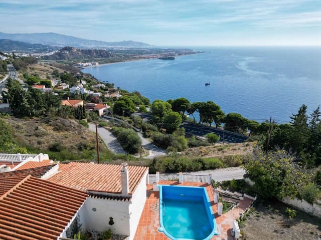 3 bedroom Townhouse for sale in Salobreña with pool garage - € 385,000 (Ref: 9395781)